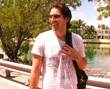 The Picture Perfect Bait & Switch bait bus